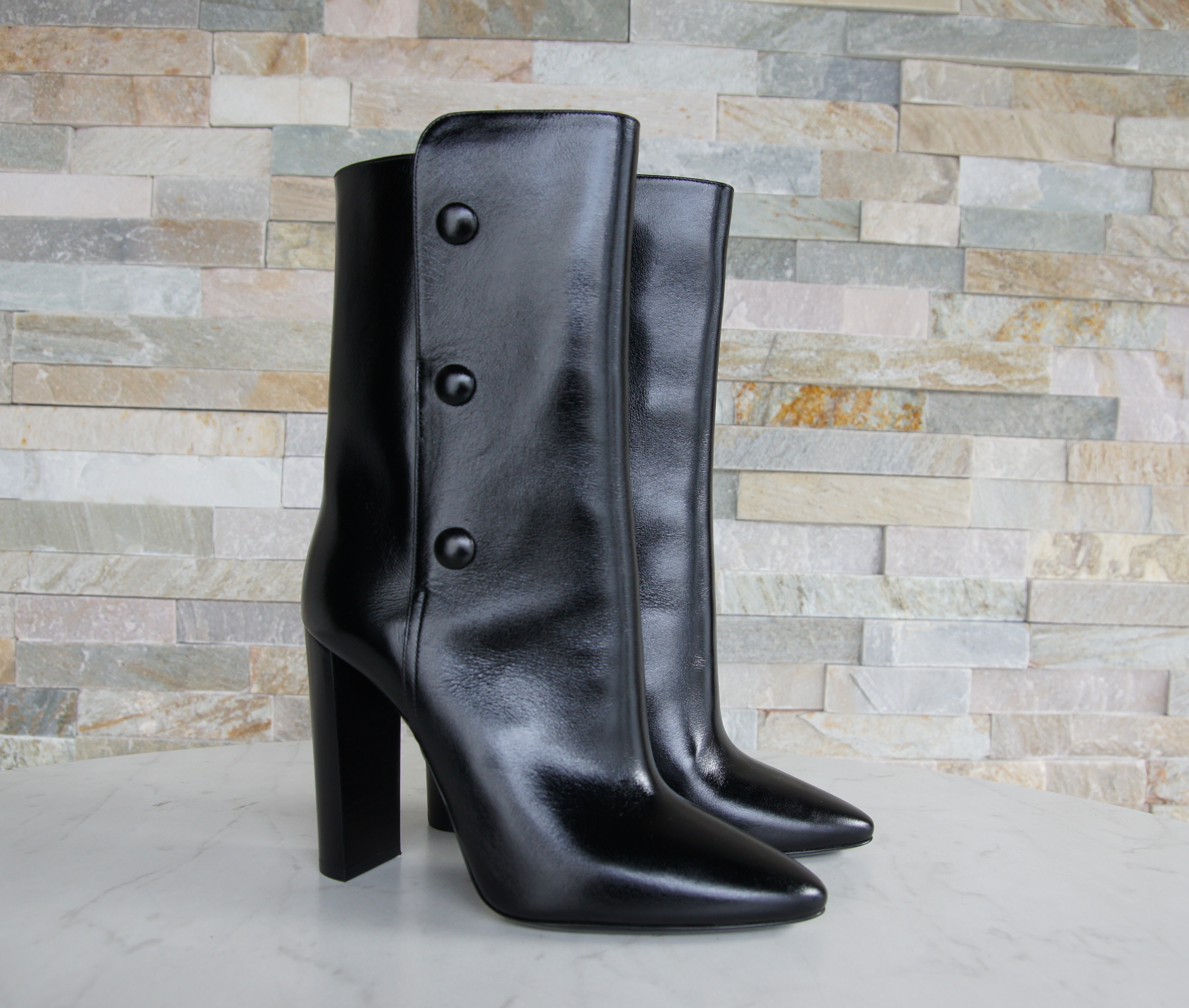 Saint Laurent Stiefeletten High Heels Knöpfe schwarz