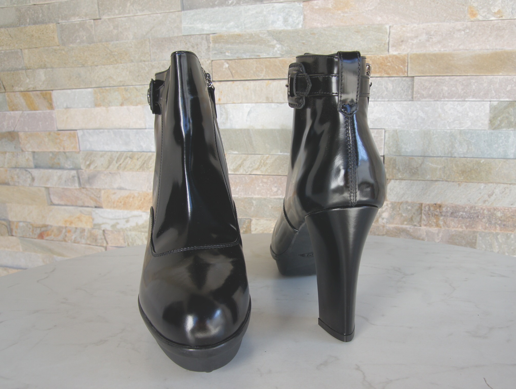 Tod's Plateau Stiefeletten Heels schwarz 