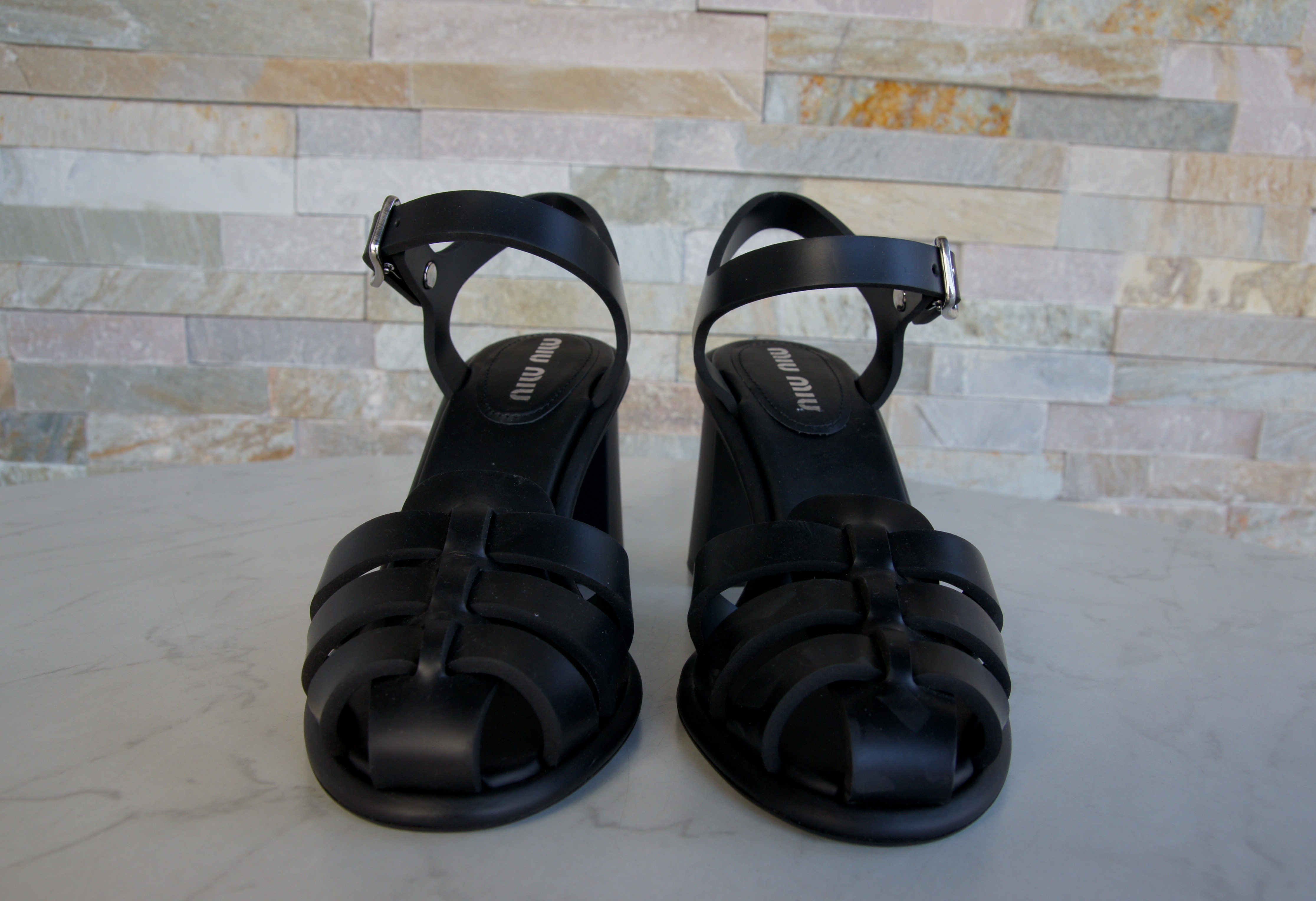 MIU MIU Sandaletten schwarz