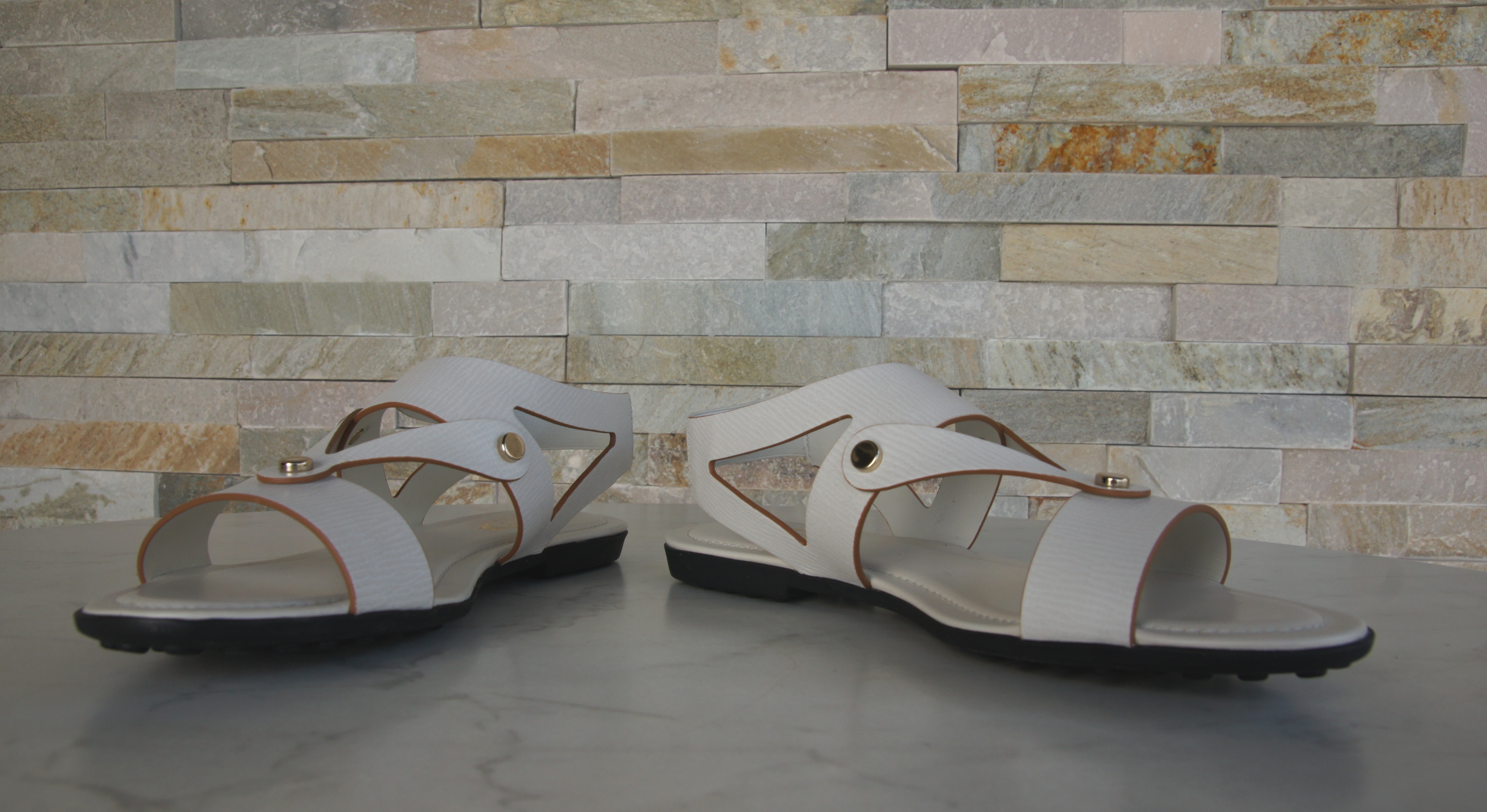 TOD'S Sandalen weiß