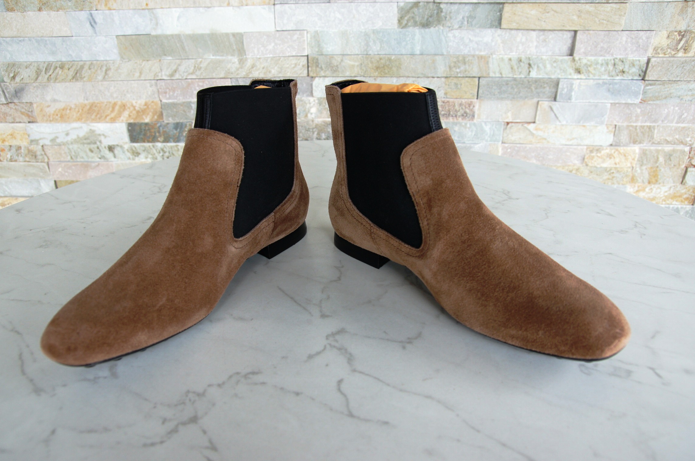 Tod's ankle boots chelsea booties marone black