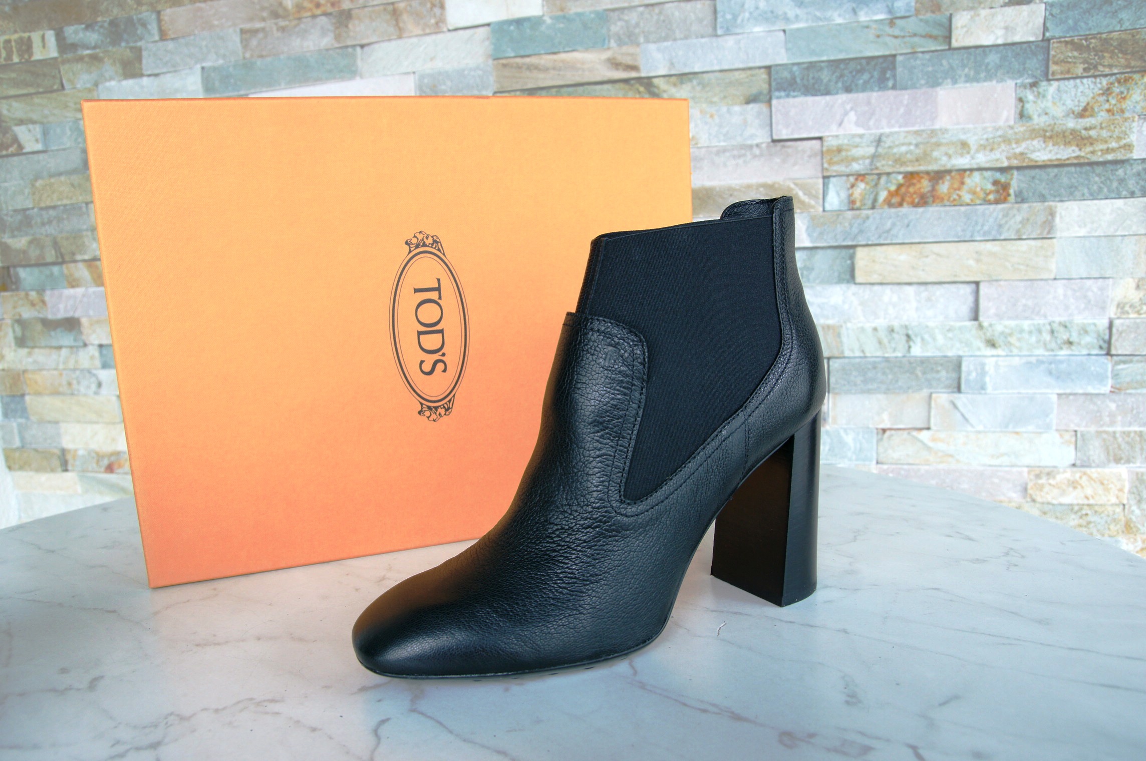 Tod's ankle boots booties high heels black