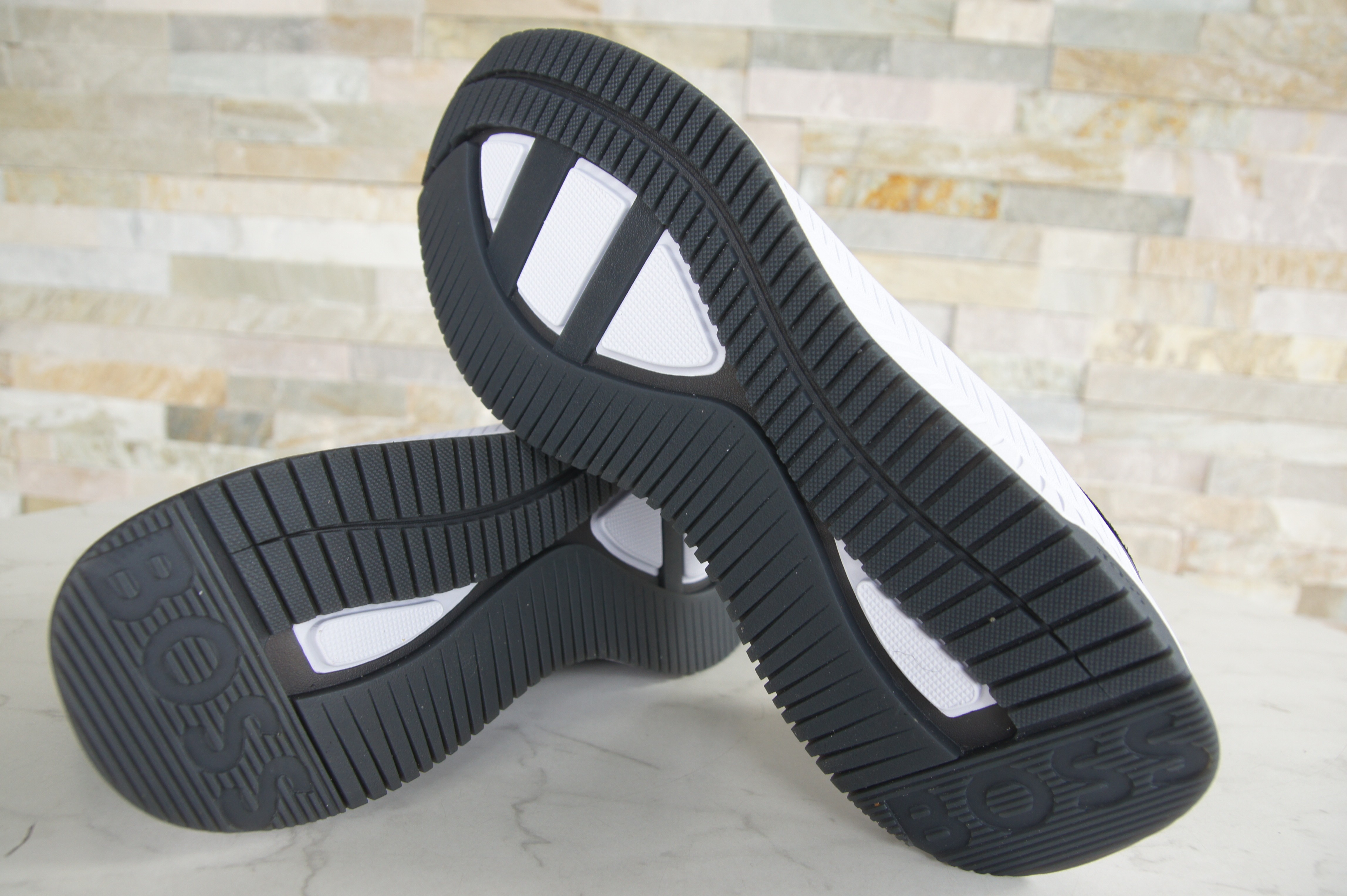 BOSS Sneakers Schnürschuhe schwarz