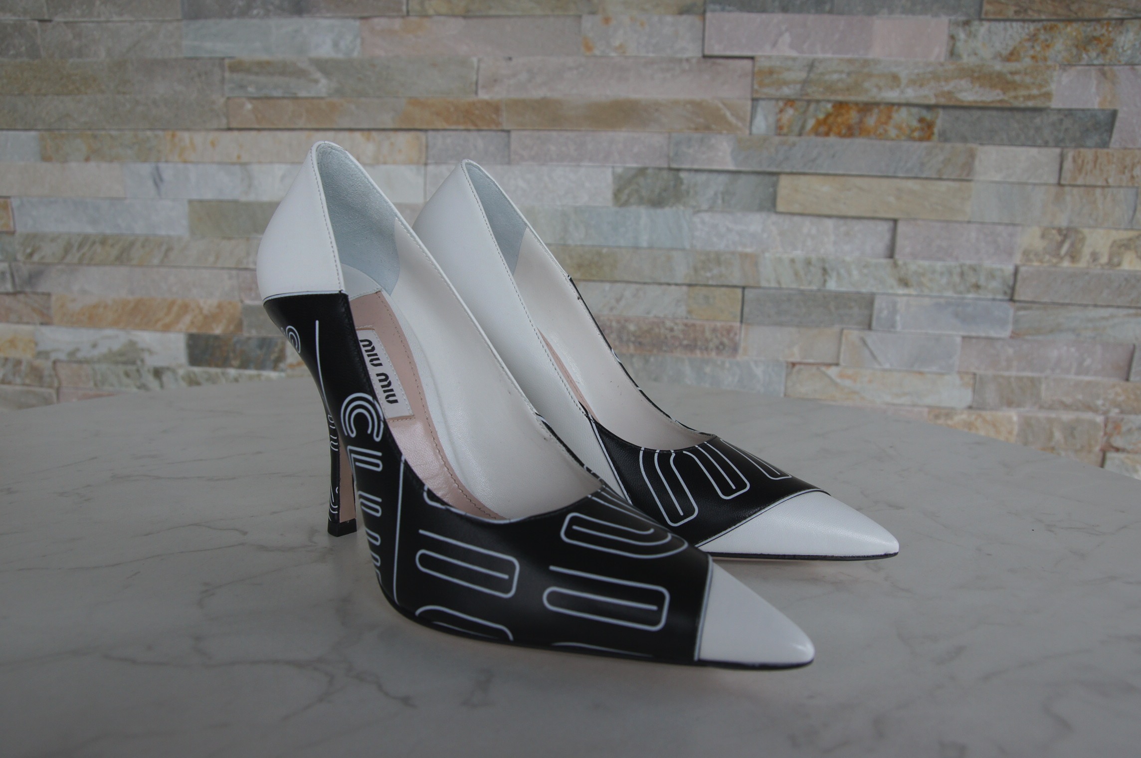 MIU MIU Pumps High Heels weiß schwarz