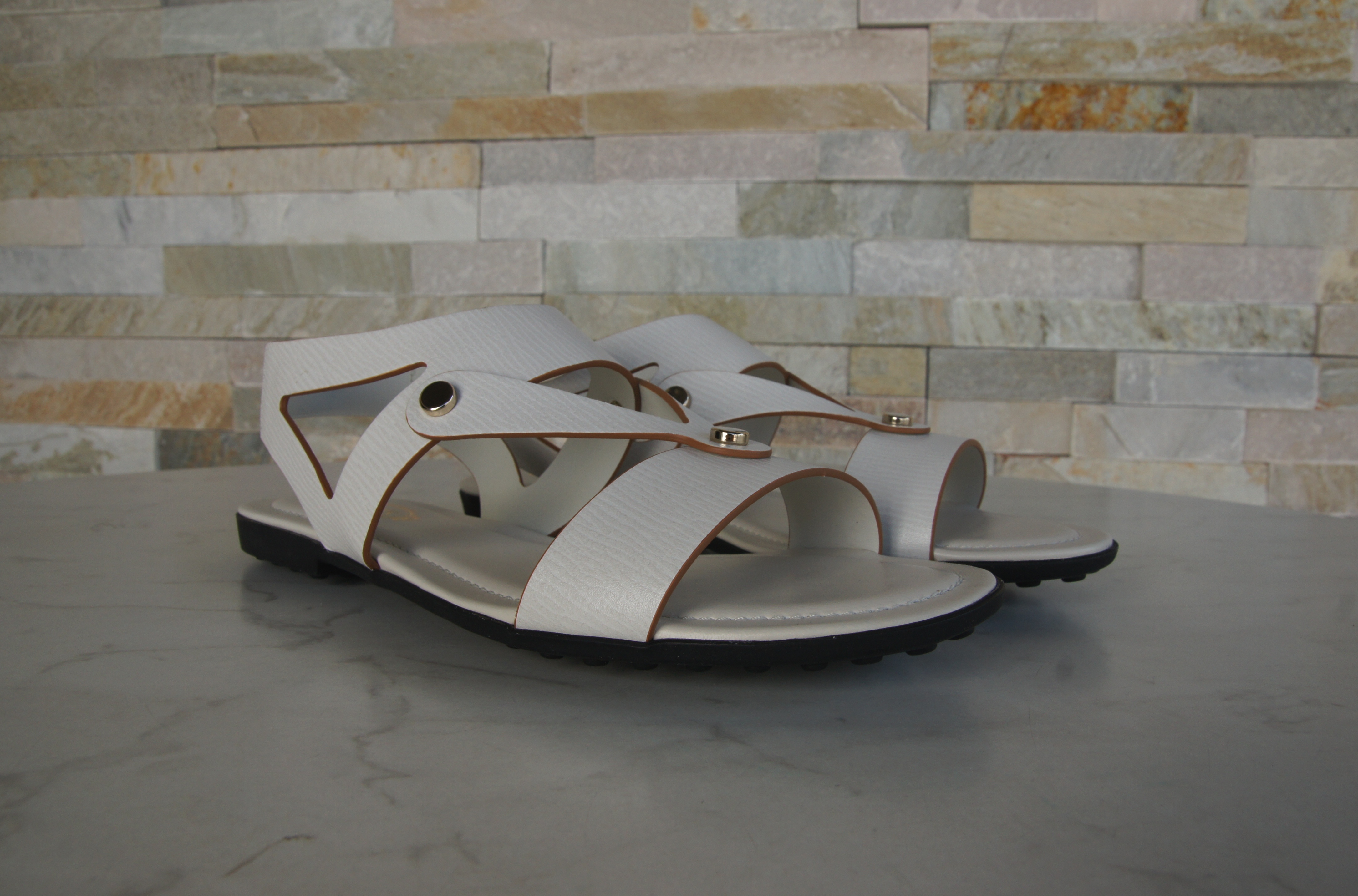TOD'S Sandalen weiß