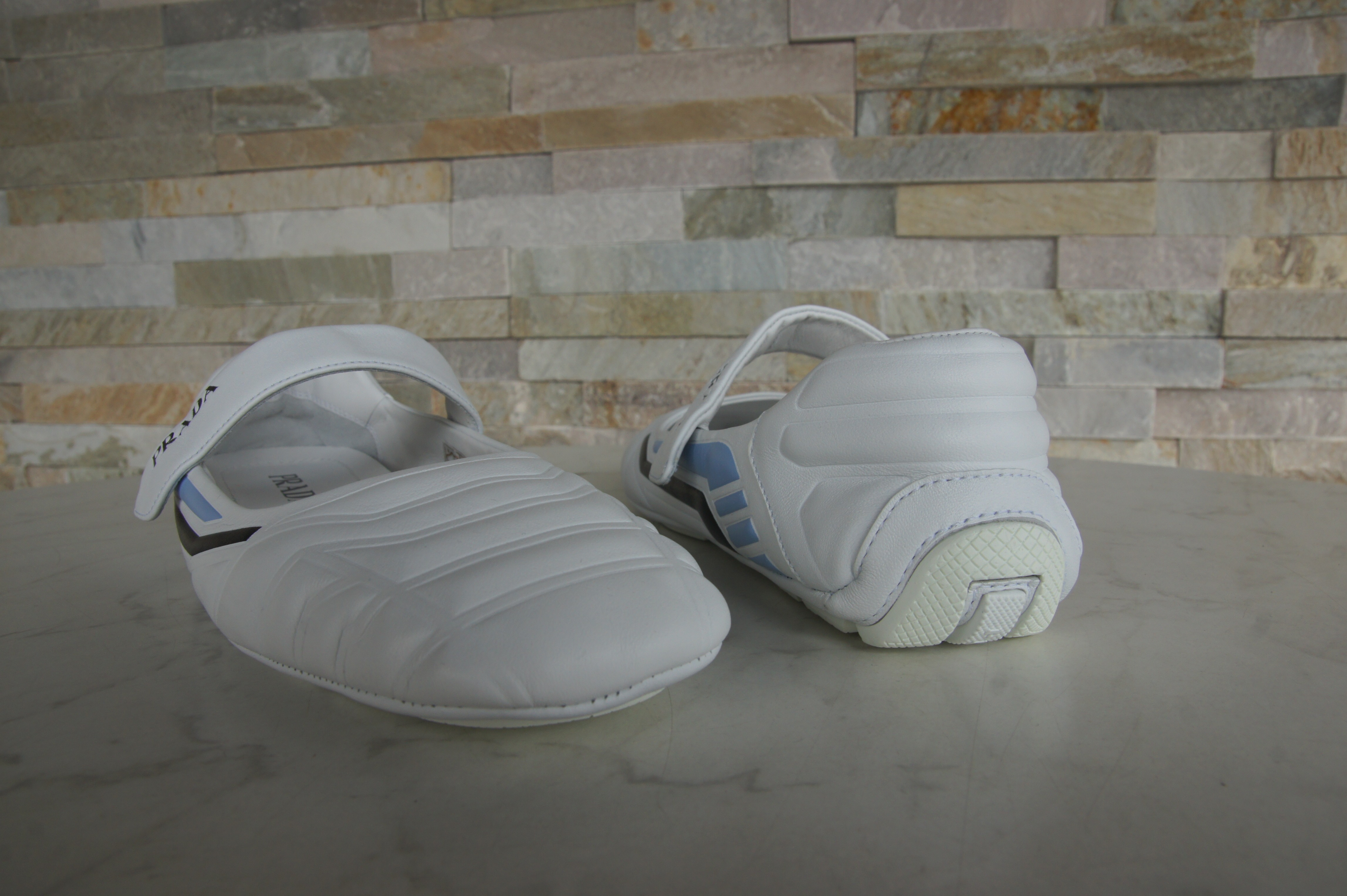 Prada Ballerinas weiss blau
