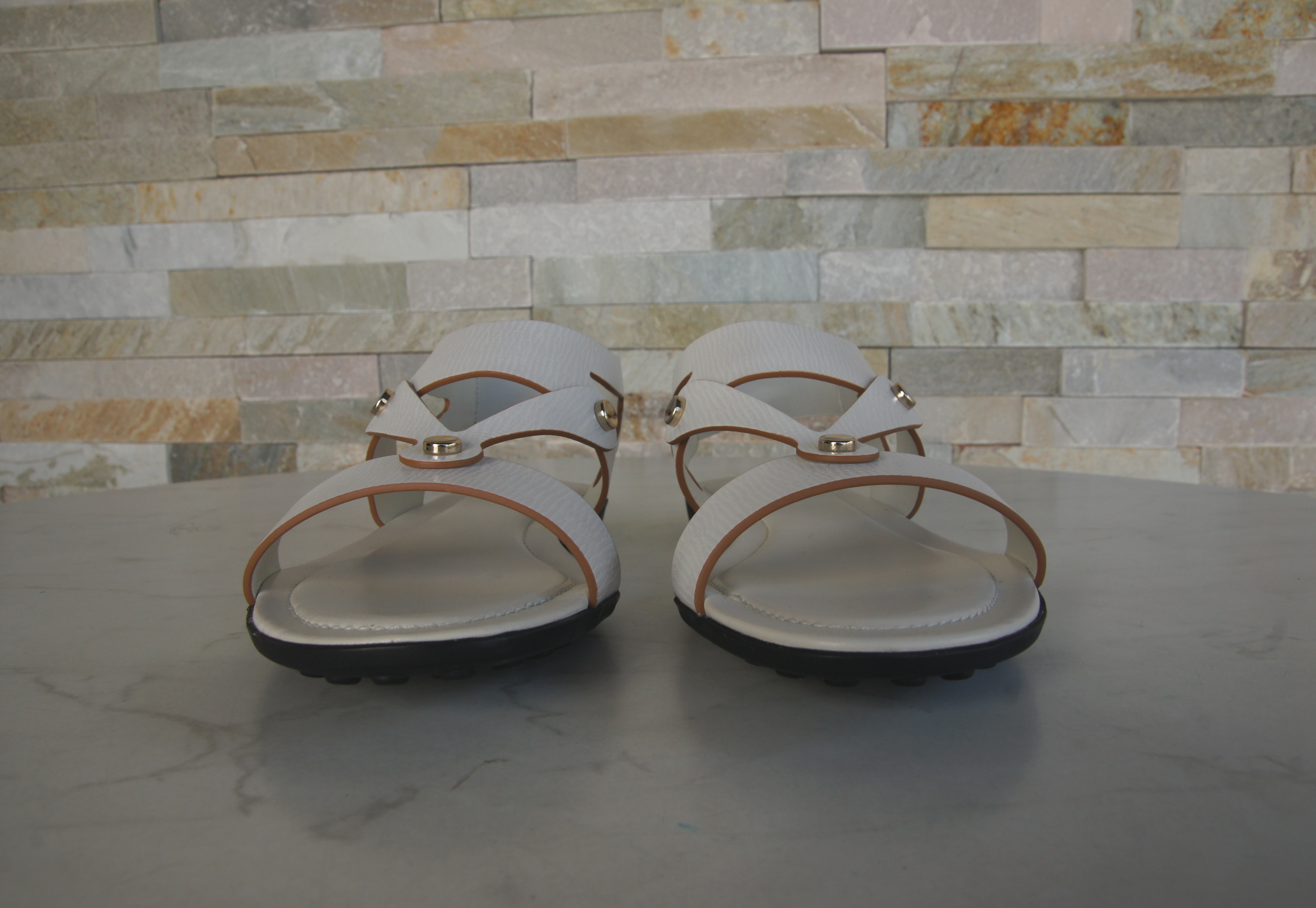 TOD'S Sandalen weiß
