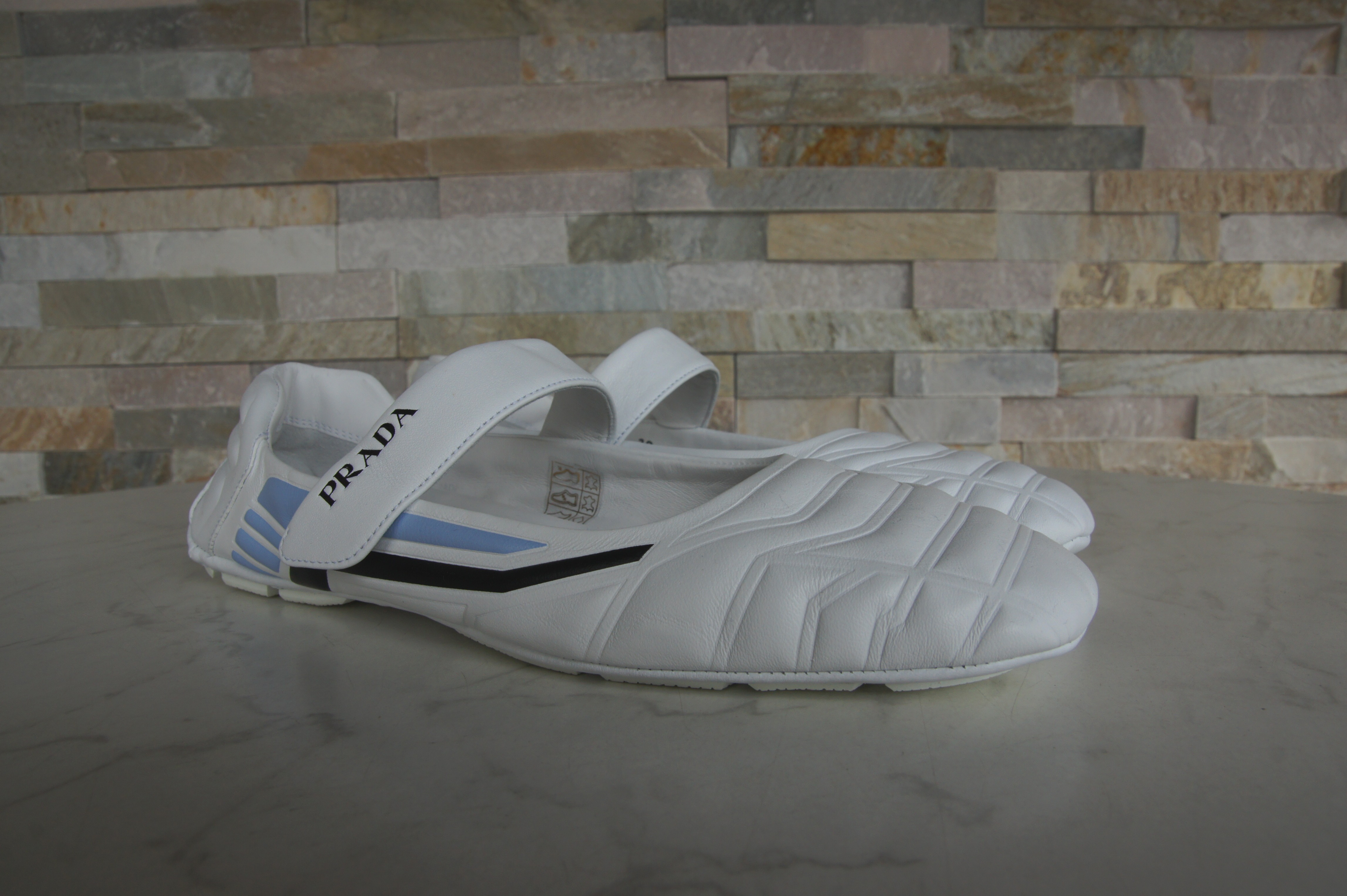 Prada Ballerinas weiss blau