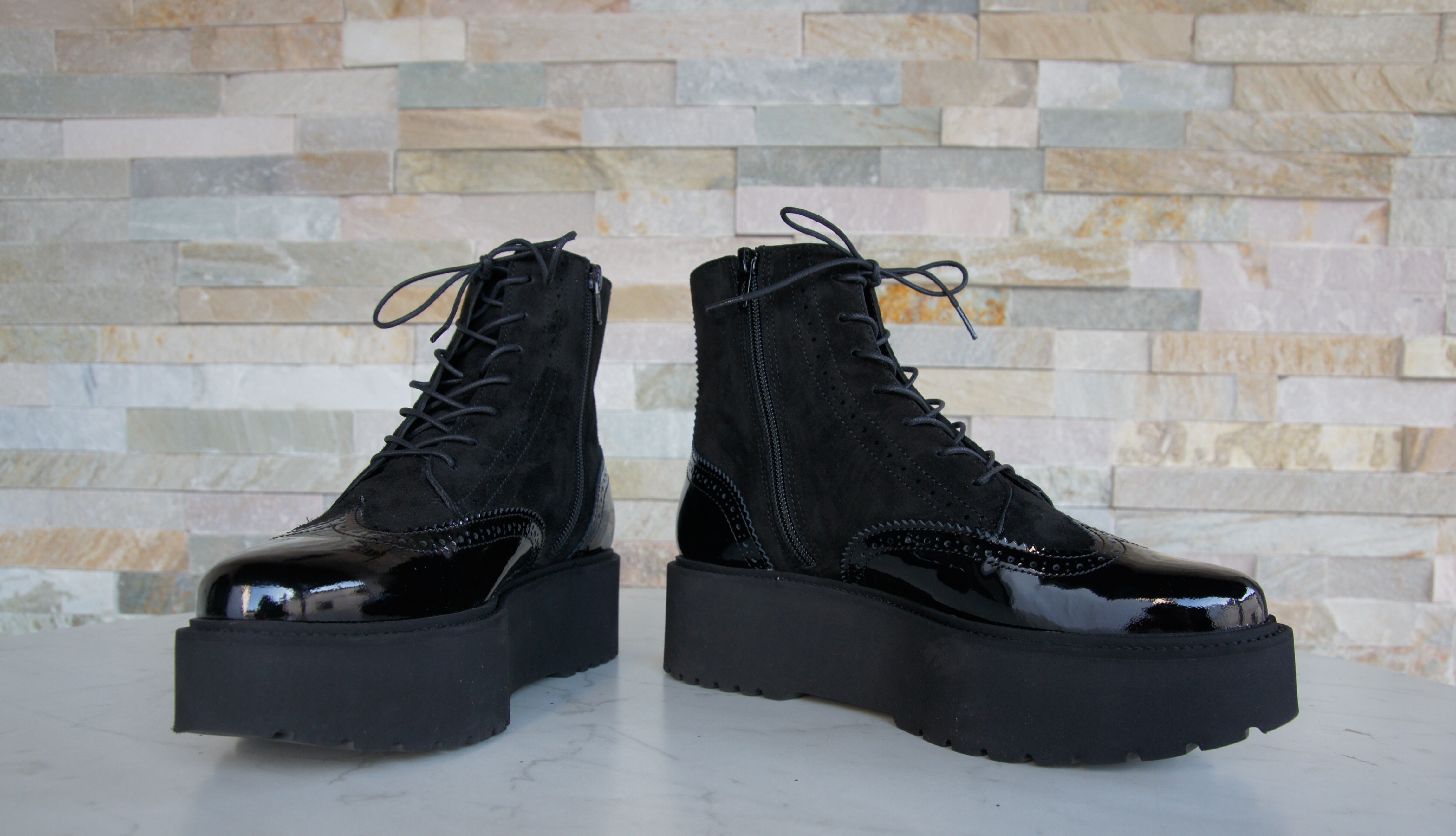 Hogan Plateau Lack Stiefeletten schwarz 