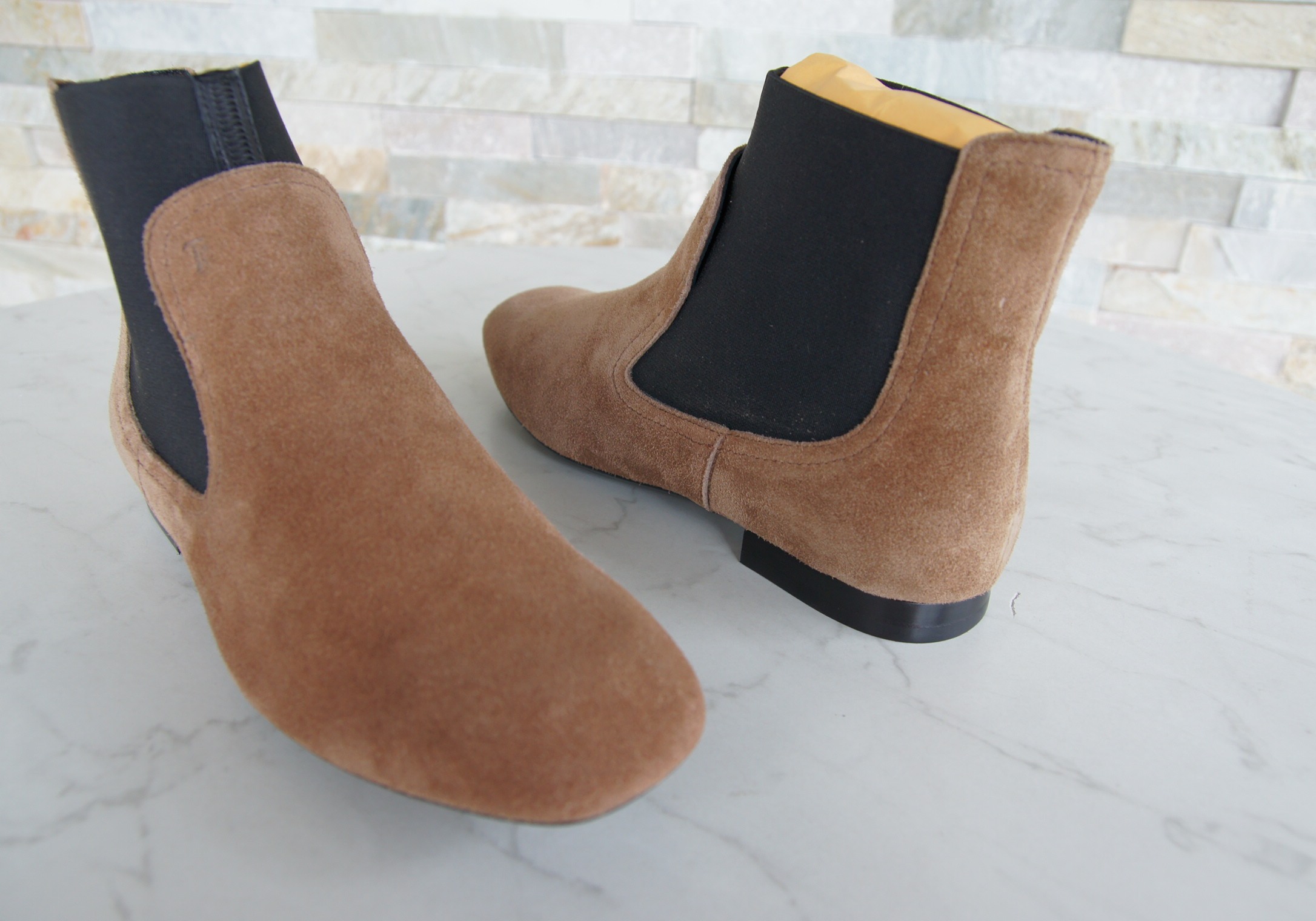 Tod's ankle boots chelsea booties marone black