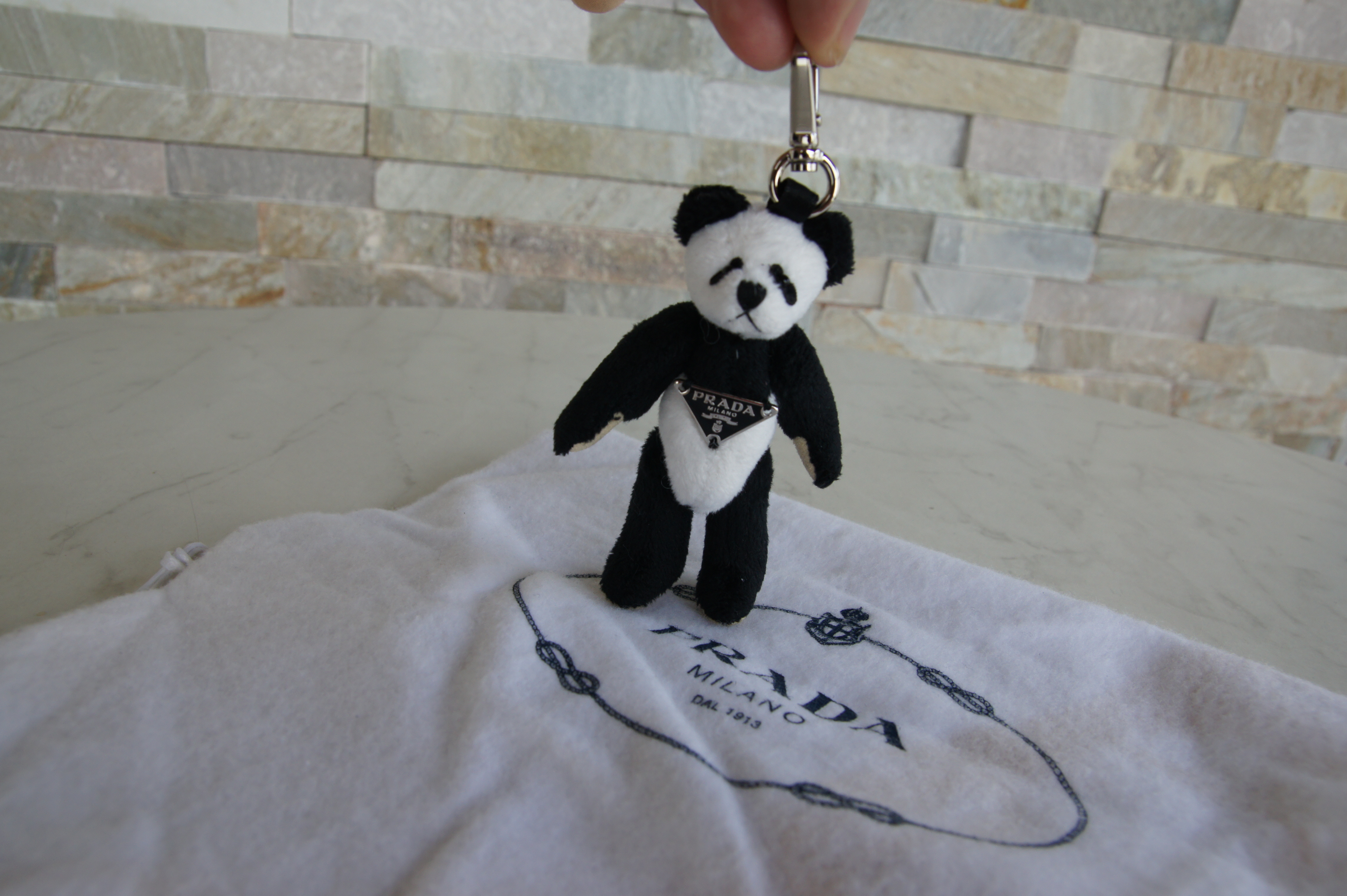 Prada Schlüsselanhänger Panda Bär neu
