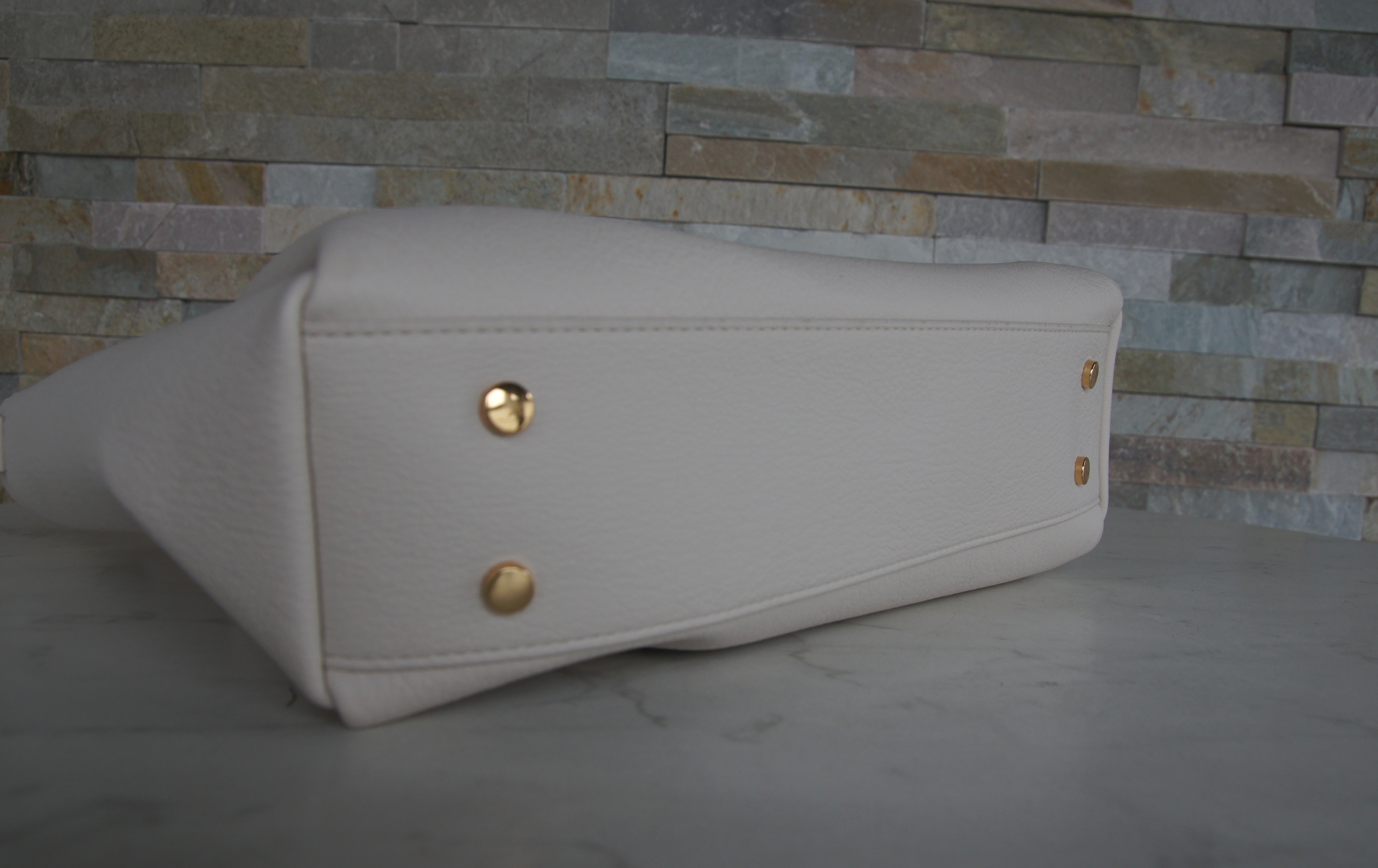 LOVE MOSCHINO handbag shoulder bag ivory